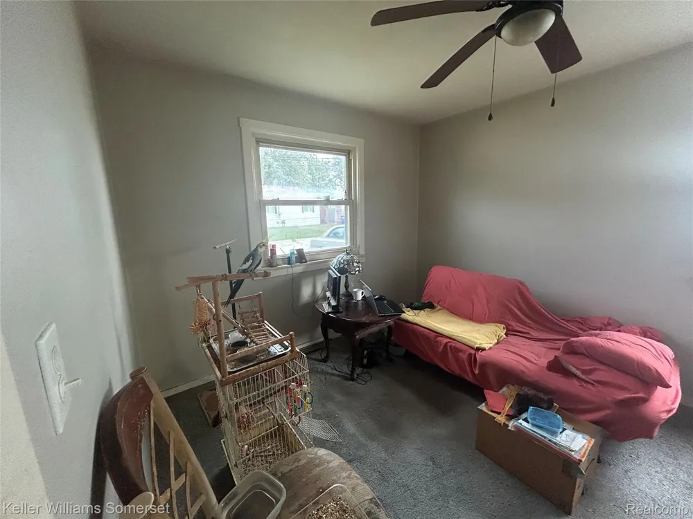 33809 Calumet Court Westland City, MI 48186