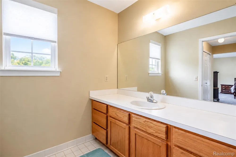 41585 Cherry Hill Road Canton Charter Township, MI 48188
