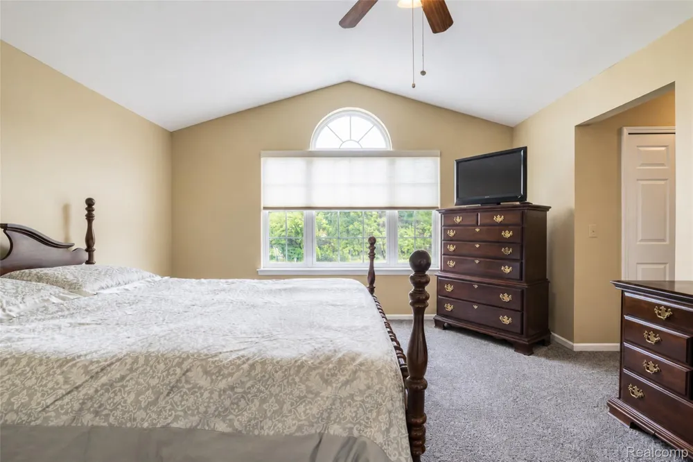 41585 Cherry Hill Road Canton Charter Township, MI 48188