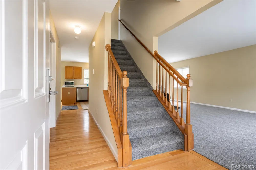 41585 Cherry Hill Road Canton Charter Township, MI 48188