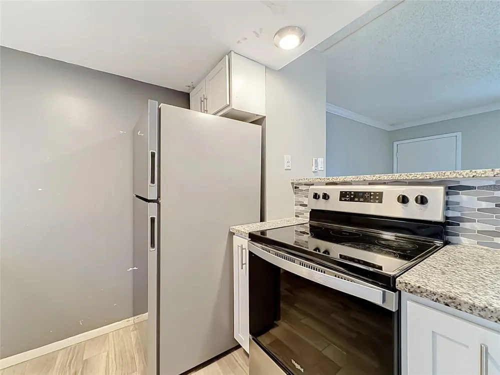 131 WATER FRONT WAY #220 Altamonte Springs, FL 32701