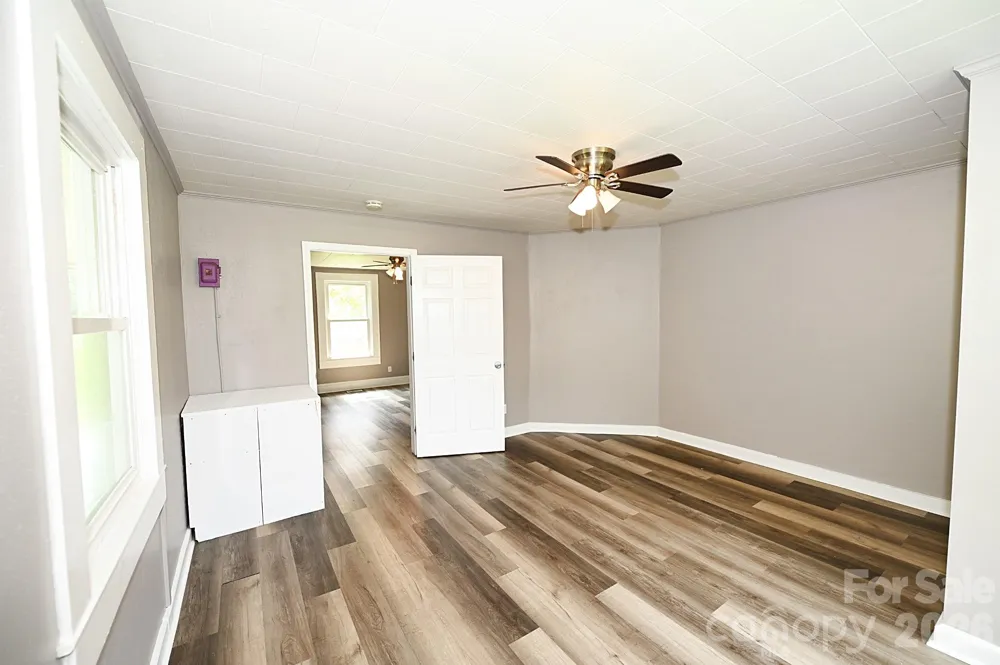 1632 C AVENUE SE Hickory, NC 28602