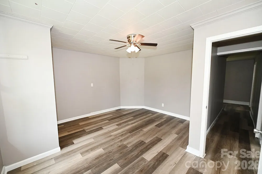 1632 C AVENUE SE Hickory, NC 28602