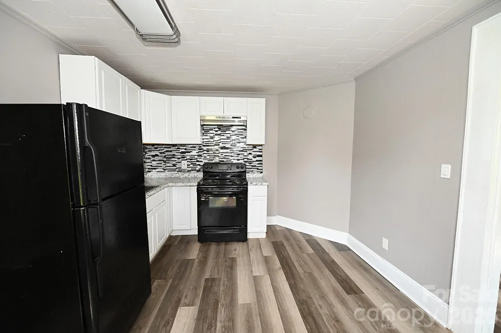 1632 C AVENUE SE Hickory, NC 28602