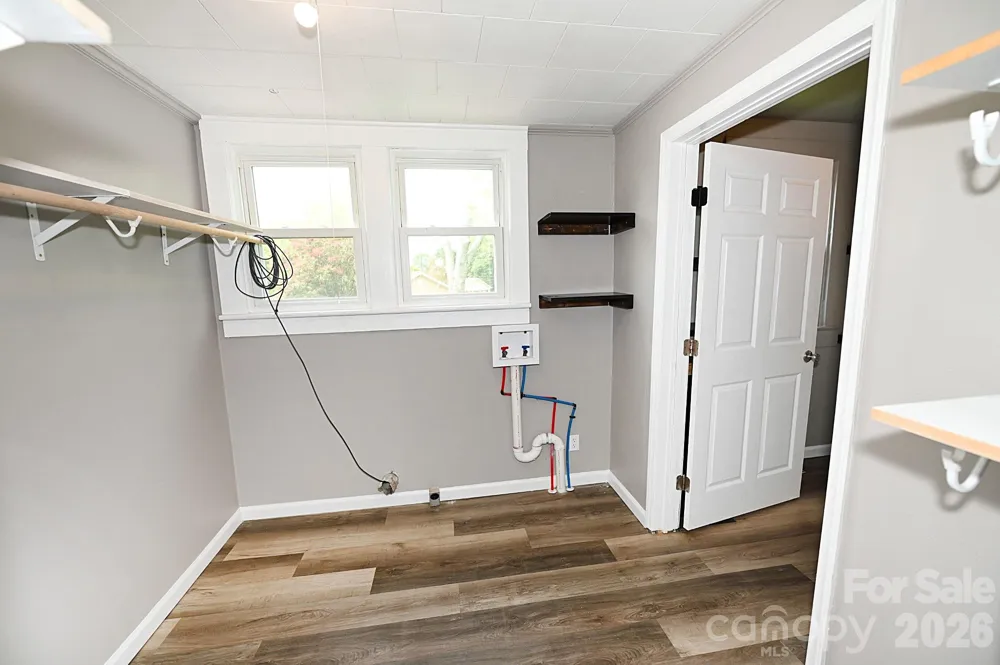 1632 C AVENUE SE Hickory, NC 28602