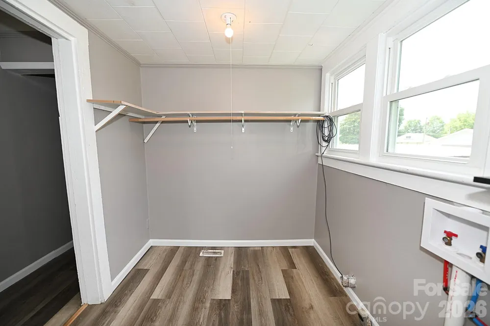 1632 C AVENUE SE Hickory, NC 28602