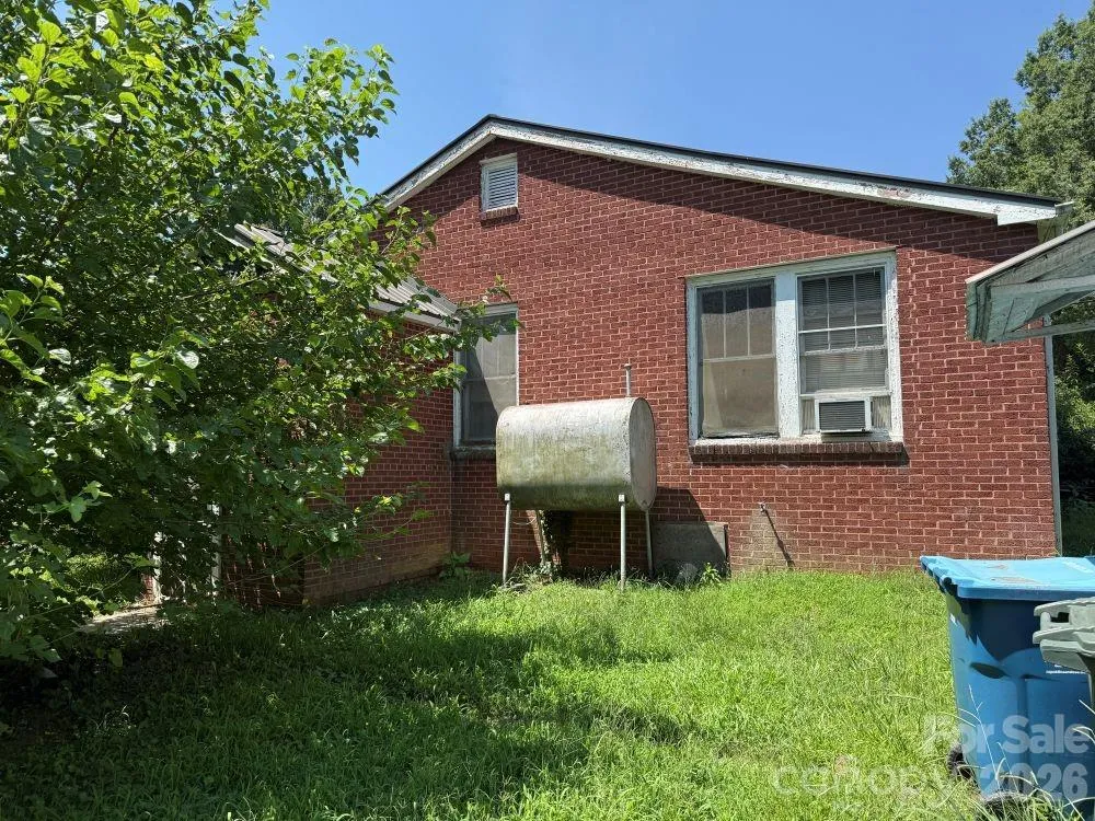 1710 STOKES FERRY ROAD Salisbury, NC 28144