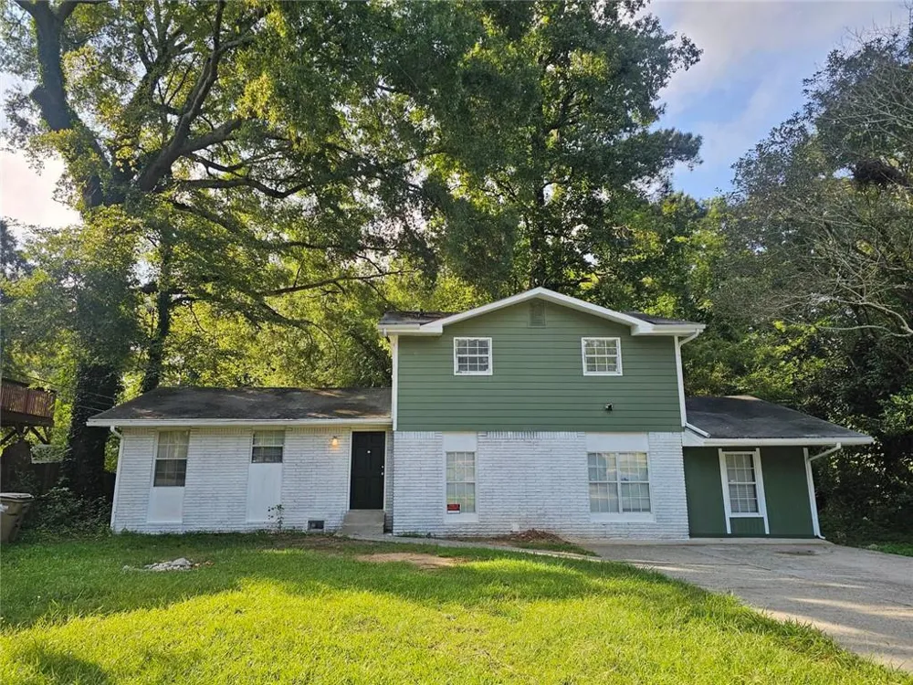 745 S Carter Drive Jonesboro, GA 30236