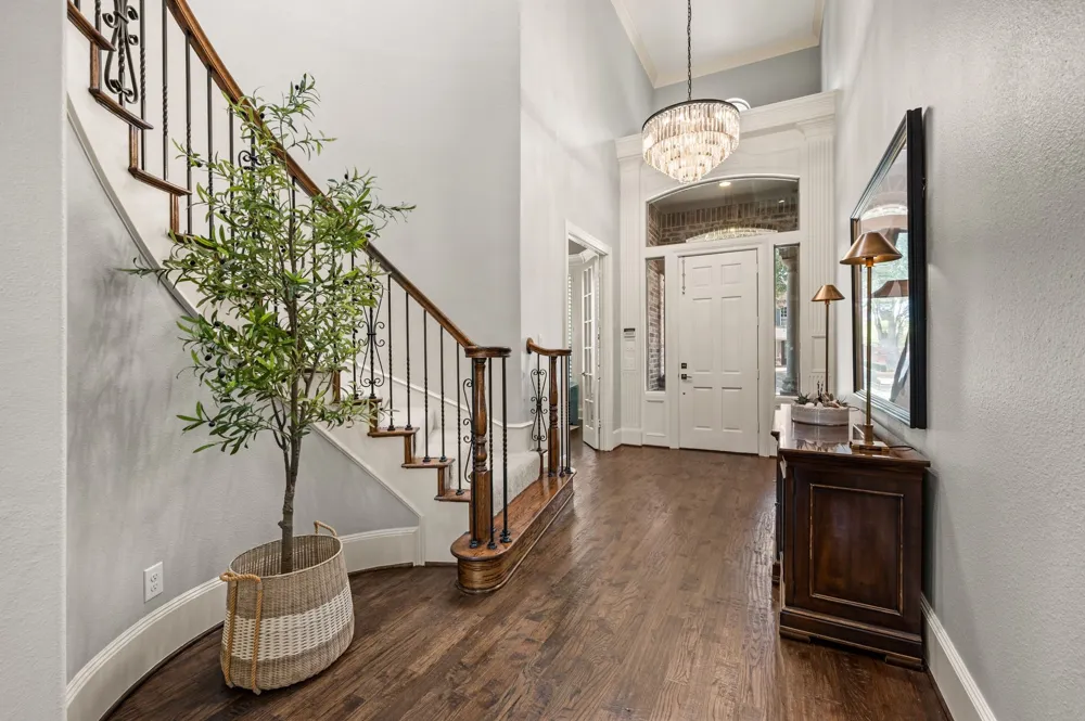 4472 Donegal Drive Frisco, TX 75034