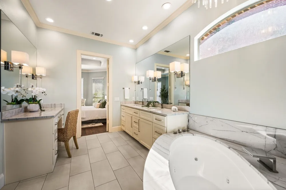 4472 Donegal Drive Frisco, TX 75034