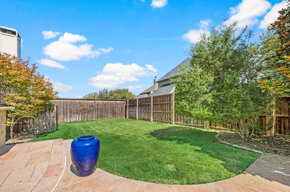4472 Donegal Drive Frisco, TX 75034