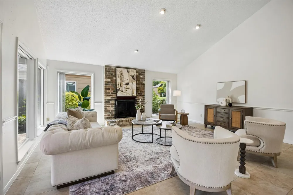11523 Highgrove Drive Houston, TX 77077