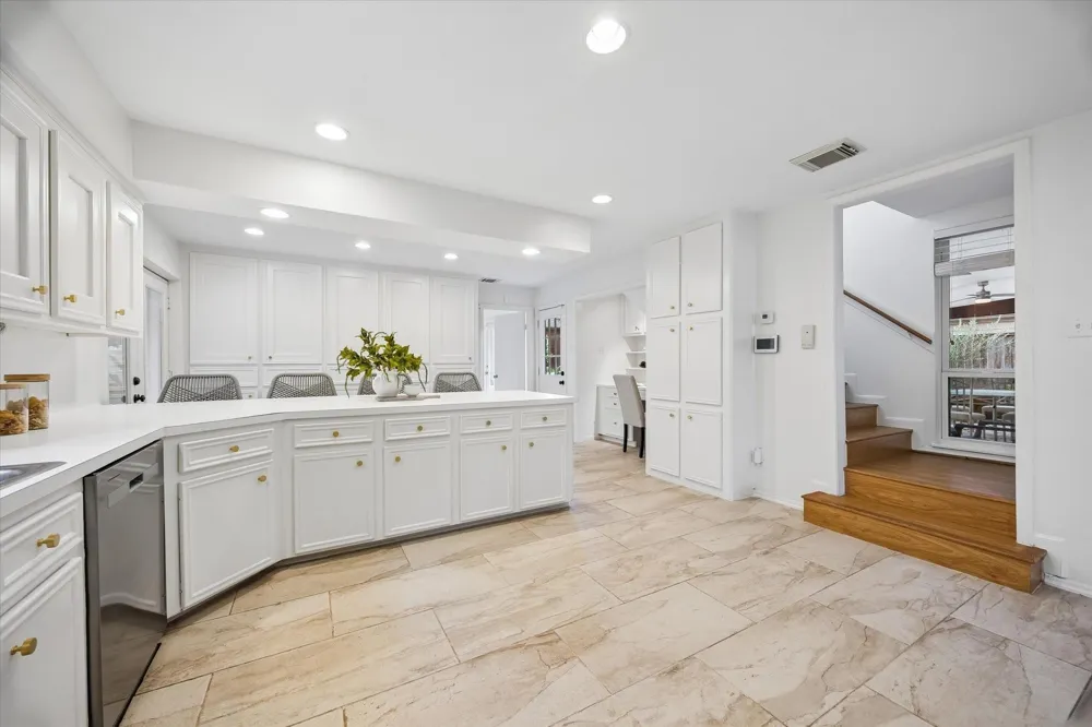 11523 Highgrove Drive Houston, TX 77077