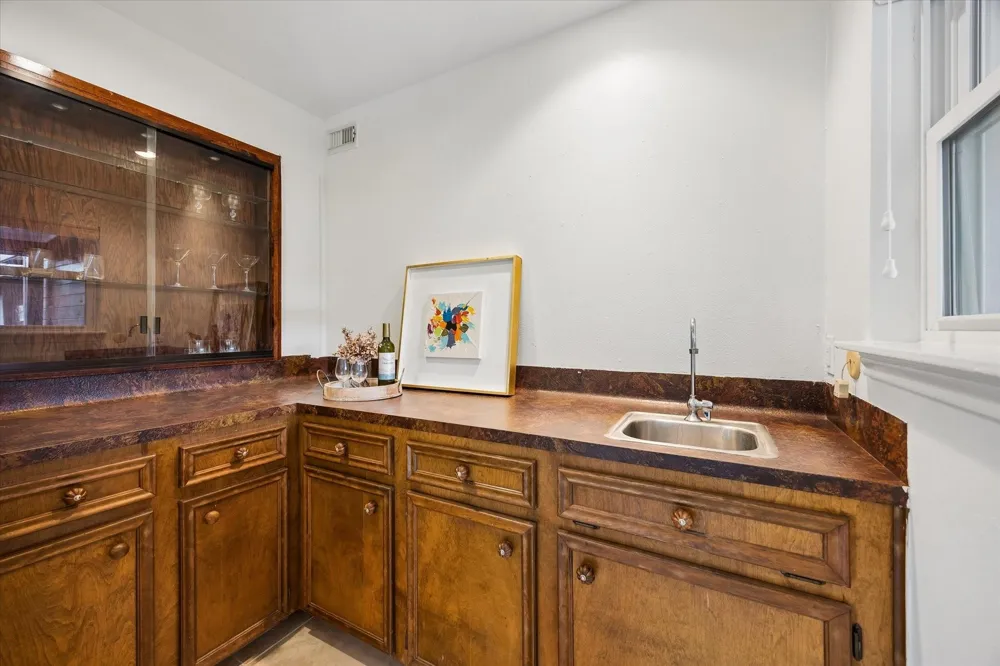11523 Highgrove Drive Houston, TX 77077