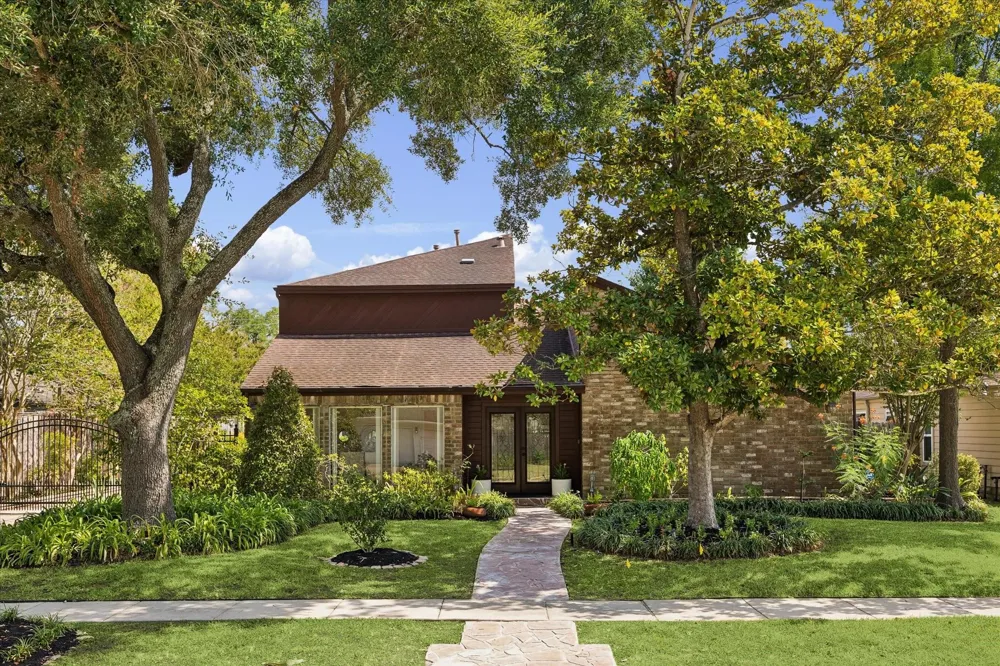 11523 Highgrove Drive Houston, TX 77077