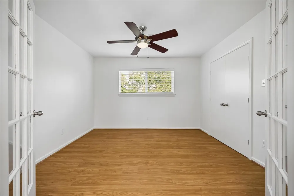 11523 Highgrove Drive Houston, TX 77077