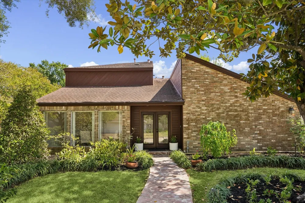 11523 Highgrove Drive Houston, TX 77077