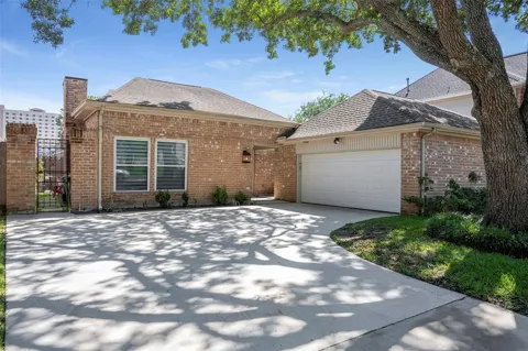 11743 Wickhollow Lane
