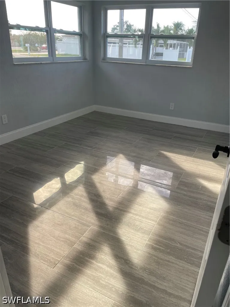 SESAME COURT Cape Coral, FL 33904