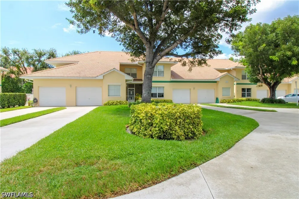 Mardel Court #204 Naples, FL 34104