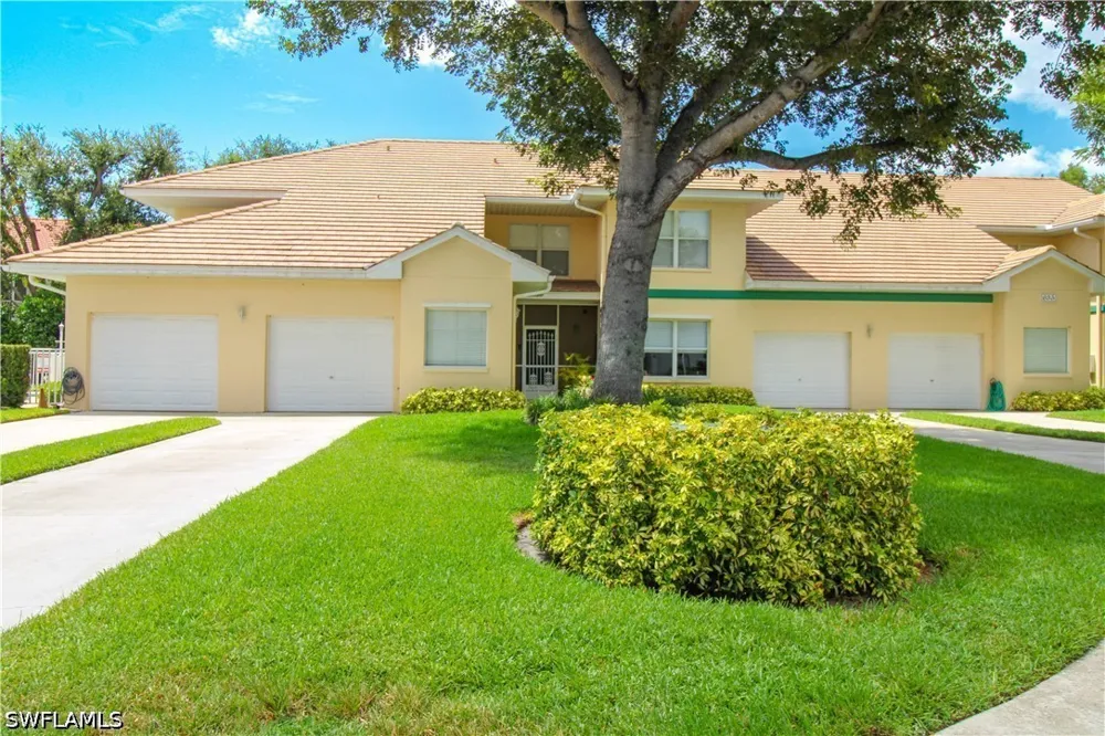 Mardel Court #204 Naples, FL 34104