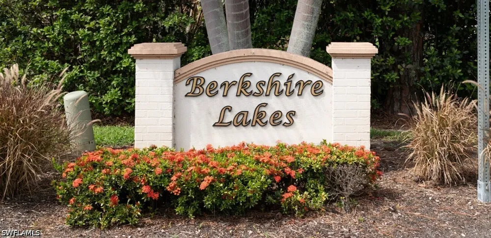 Mardel Court #204 Naples, FL 34104