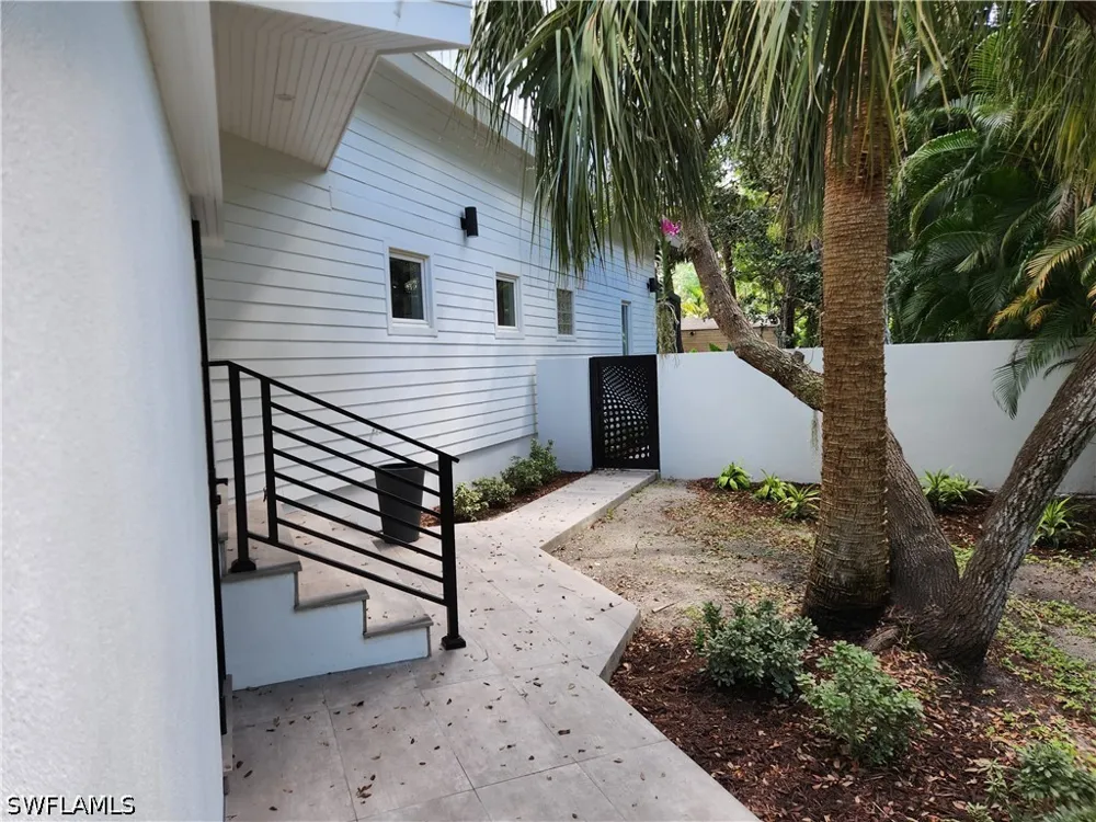 Mockingbird Lane Naples, FL 34104
