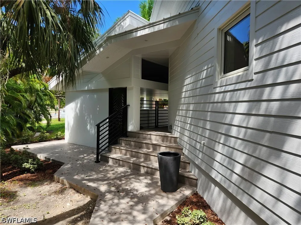 Mockingbird Lane Naples, FL 34104
