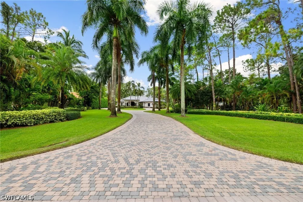 Sycamore Drive Naples, FL 34119