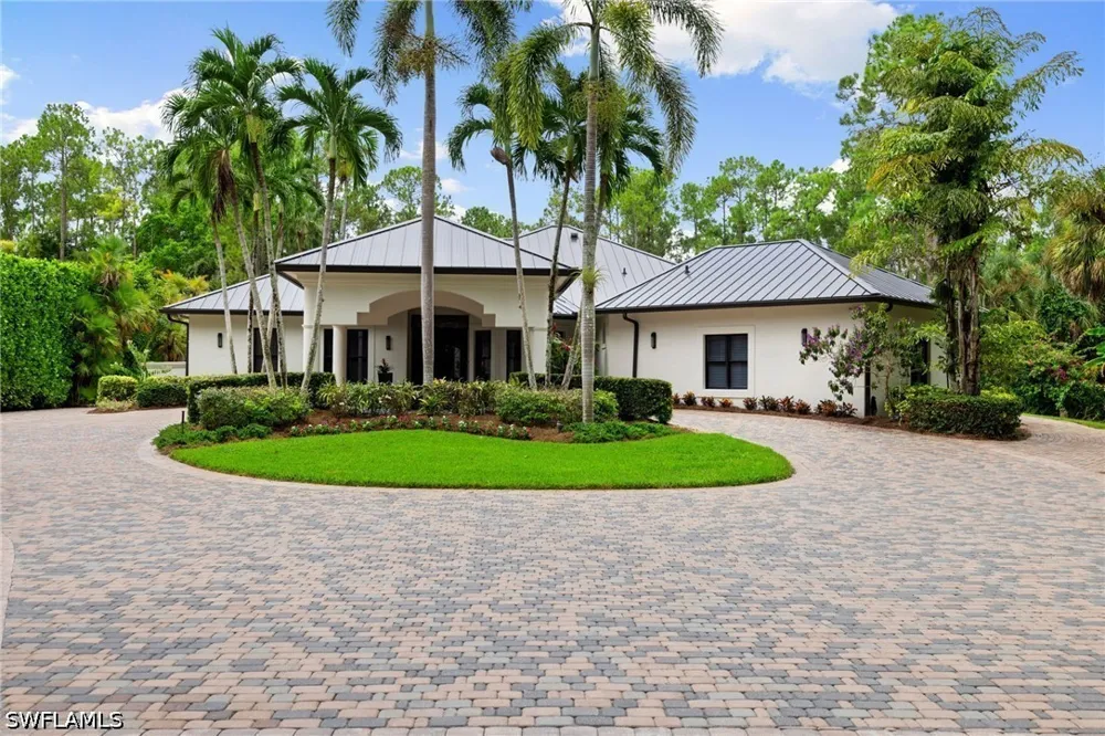 Sycamore Drive Naples, FL 34119