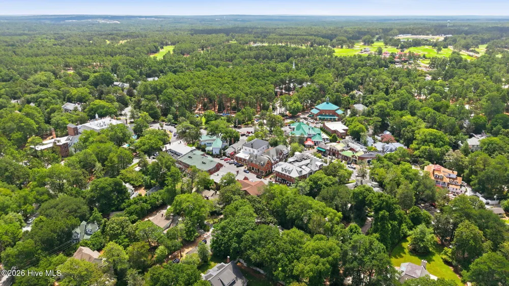 15 Chinquapin Road Pinehurst, NC 28374