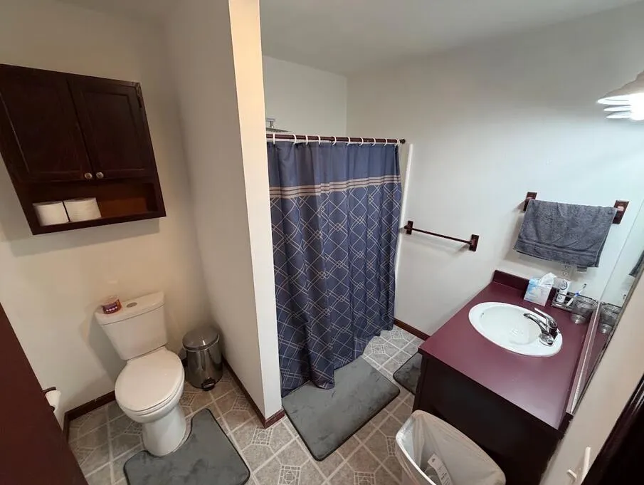 2591 W Pine Lane Holland, MI 49424