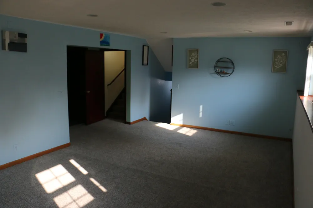 2591 W Pine Lane Holland, MI 49424