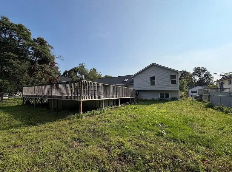 2591 W Pine Lane Holland, MI 49424