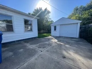 25173 Rosenbusch Boulevard Warren, MI 48089