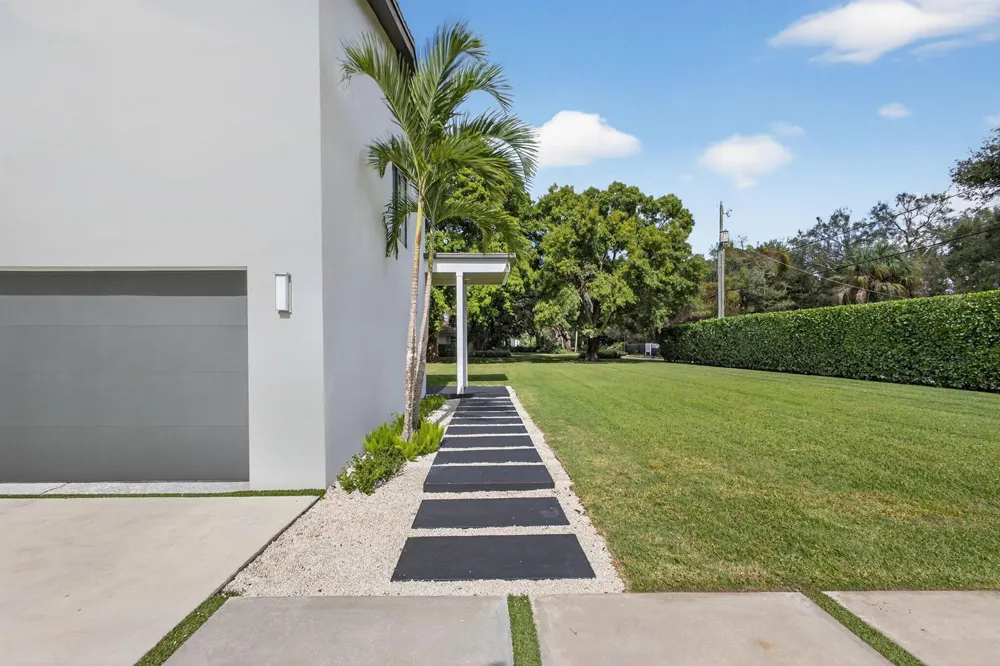 13071 FLAMINGO TERRACE Palm Beach Gardens, FL 33410