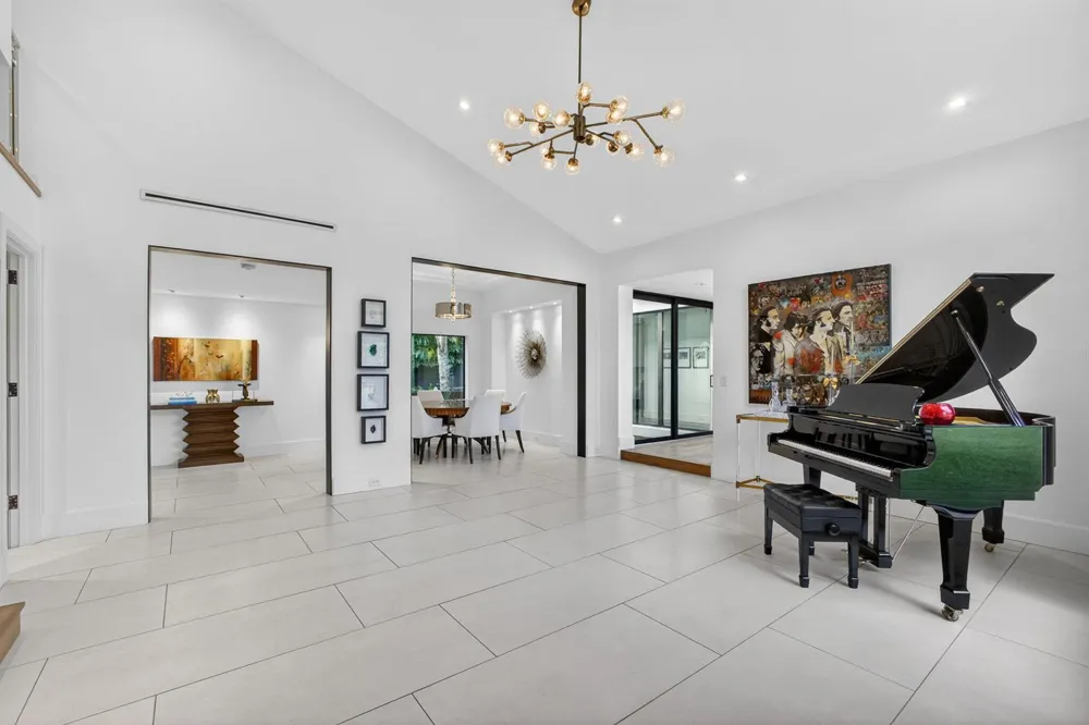 13071 FLAMINGO TERRACE Palm Beach Gardens, FL 33410