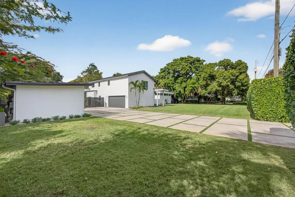 13071 FLAMINGO TERRACE Palm Beach Gardens, FL 33410