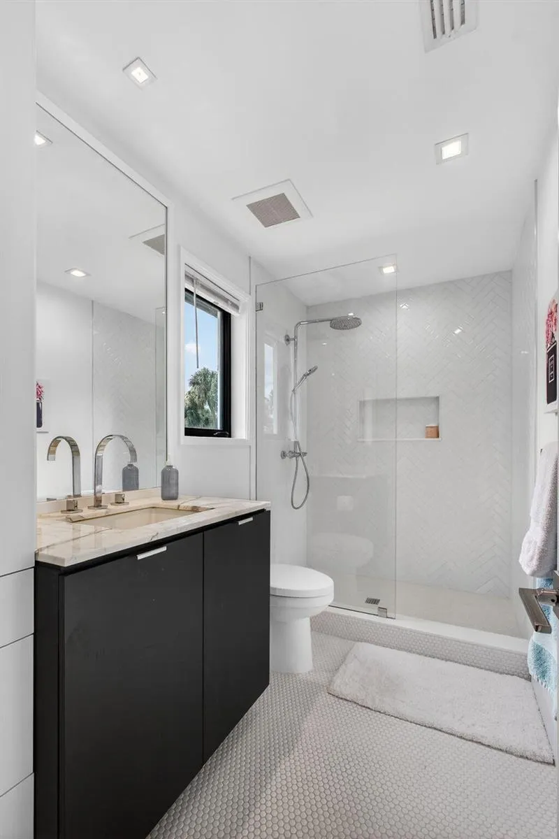 13071 FLAMINGO TERRACE Palm Beach Gardens, FL 33410