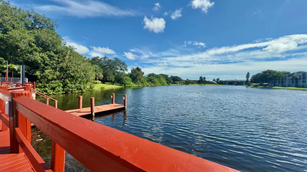 9480 Poinciana Place #201 Davie, FL 33324