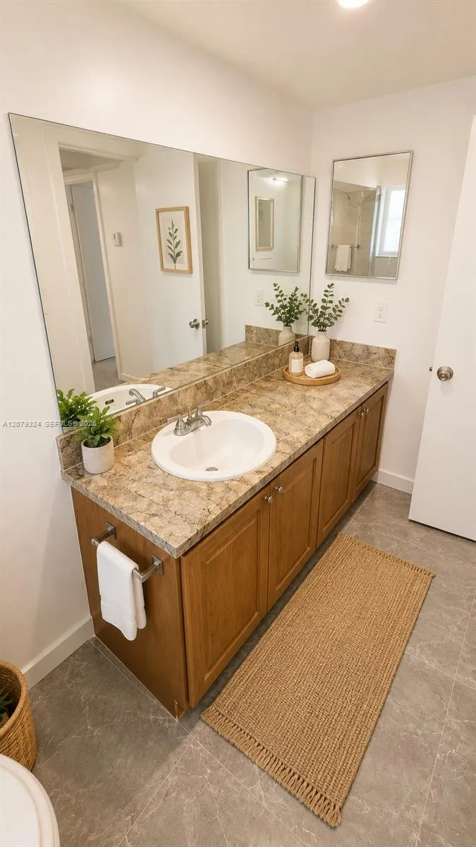 10820 SW 200th Dr #176 Cutler Bay, FL 33157
