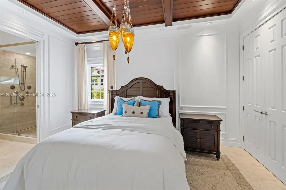 15723 Fisher Island Dr #15723 Miami Beach, FL 33109