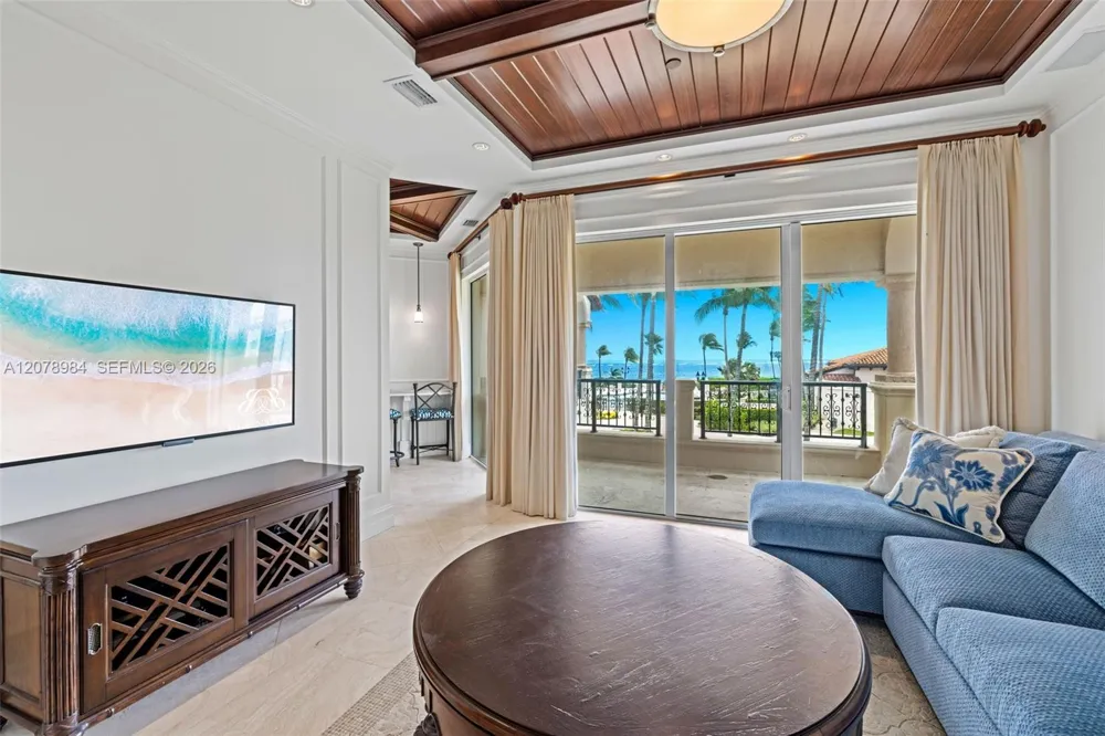 15723 Fisher Island Dr #15723 Miami Beach, FL 33109