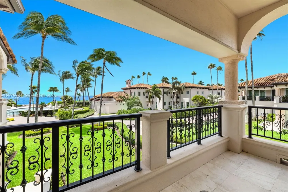 15723 Fisher Island Dr #15723 Miami Beach, FL 33109