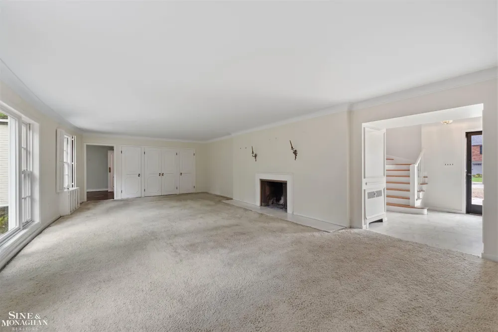 41 Beacon Hill Road Grosse Pointe Farms City, MI 48236