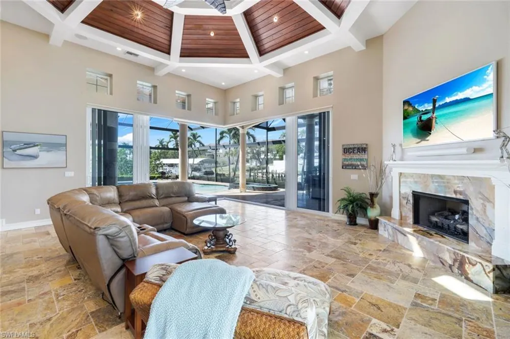 1658 McIlvaine Court Marco Island, FL 34145