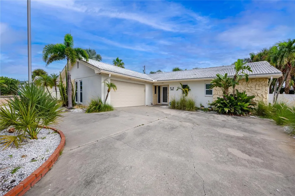 107 21ST STREET Belleair Beach, FL 33786