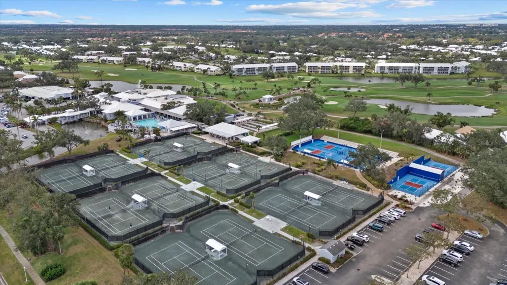 324 LANGHOLM DRIVE Venice, FL 34293