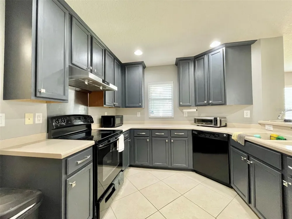 8227 MIDNIGHT SUN COURT Riverview, FL 33578