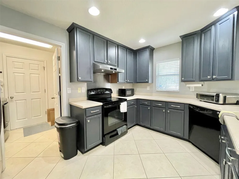 8227 MIDNIGHT SUN COURT Riverview, FL 33578